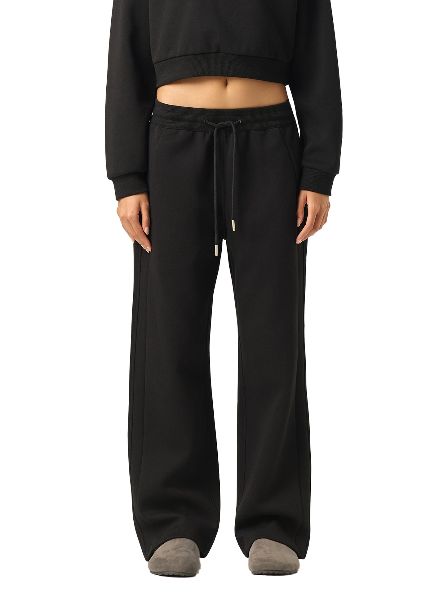 Women’s Essential Drawstring Straight-Leg Sweatpants