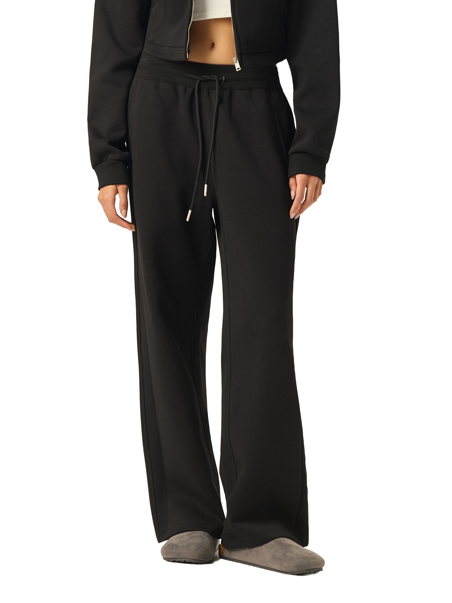 Women’s Essential Drawstring Straight-Leg Sweatpants